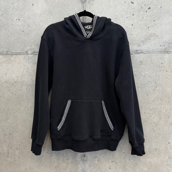 UGG Tasman Pullover Hoodie in Black, Men's size Large - Picture 1 of 13